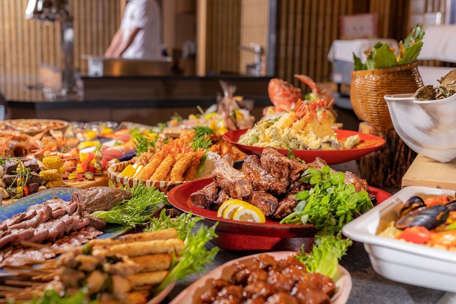 【秋の豪快ビュッフェ】松茸・3種のしゃぶしゃぶ・秋のフルーツ食べ放題プラン が9月より開始 夕日ヶ浦温泉「時季を彩る 佳松苑」