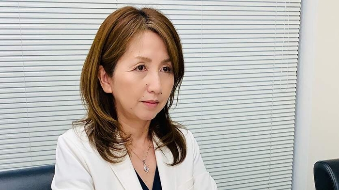 原一探偵事務所でインタビュー1