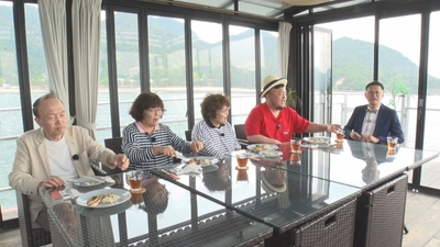 NiVhvA7Z6pJMKm0a9d6H.jpg?w=940&h=940