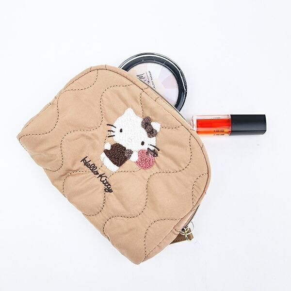 ハローキティのポーチ