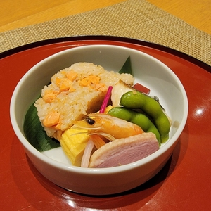 No6ZKPtLuKk8eqVpMZqy.jpg?w=940&h=940