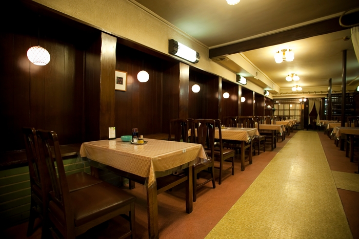 はり重グリル店内写真