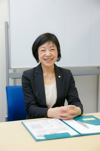 Nq5165NxPe50Job5l34k.jpg?w=940&h=940