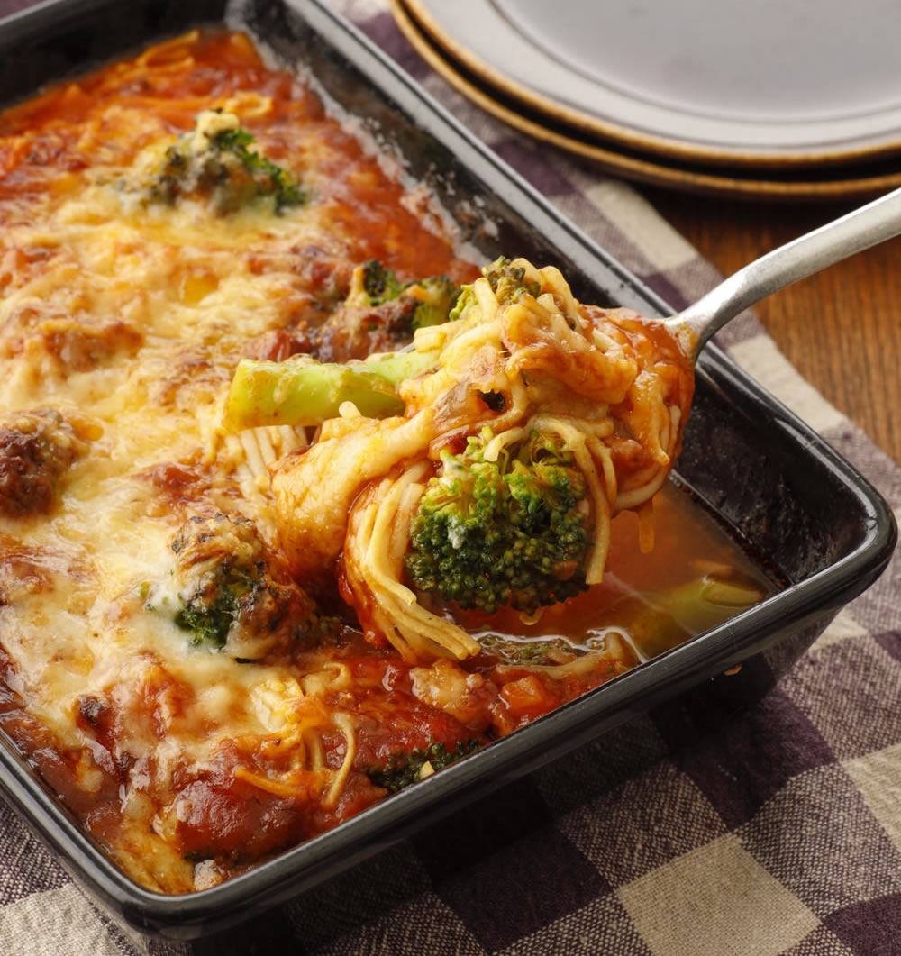 「ごろごろブロッコリーのミートソースグラタン」:下ごしらえが楽に、糖質もカロリーも抑えられ、一石二鳥!