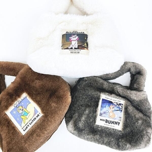 ディズニーのファーバッグ