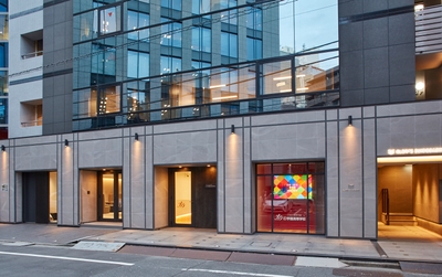 NwfDKtF6WylqzSlAHqeG.jpg?w=940&h=940