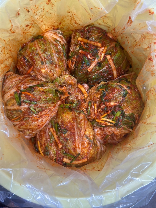 旬の無農薬の野菜で漬けるので白菜は冬だけ