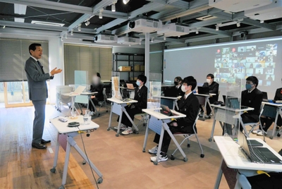 NzHjFsxAdWXTliBEMnlC.jpg?w=940&h=940