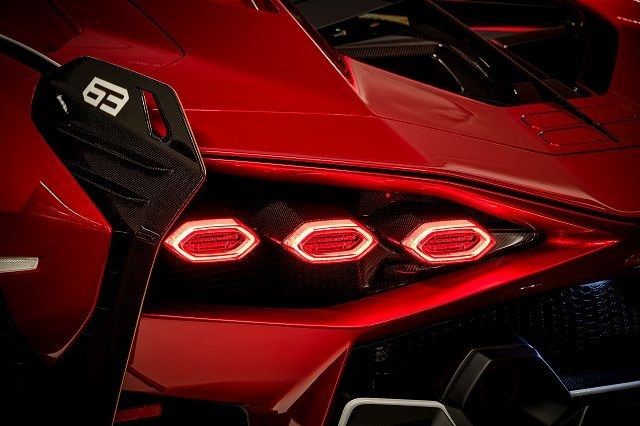 Lamborghini Sian FKP 37 4