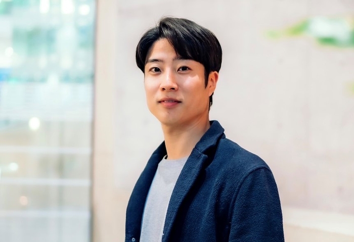 著者近影:福田遼