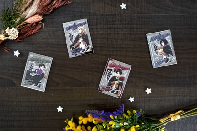 ▲アクリルミラーステッカー（全4種）　各990円（税込）