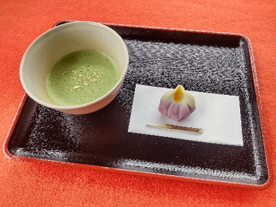 季節の上生菓子とお抹茶セット （イメージ）