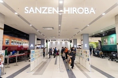 絵画作品展の様子