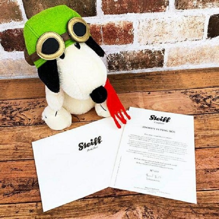 シュタイフからスヌーピーのフライング・エースが出現。♪シリアル