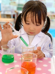 OCT22mXKTKKirKJVQkcO.jpg?w=940&h=940