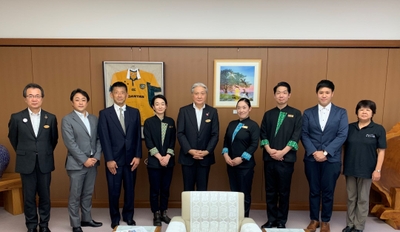 OGQ9GWuqPBaBZMxZYpPh.jpeg?w=940&h=940