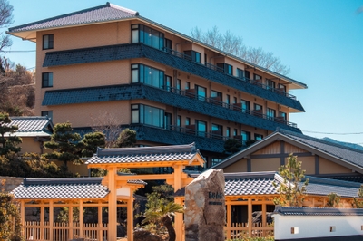 OIEZTFXk6l1p0IABRkuz.jpg?w=940&h=940