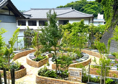 OSxeNaRAT79mYTxWGnNP.jpg?w=940&h=940