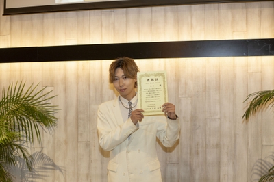 OU9F3WjgpOWfQgDKb7Th.jpg?w=940&h=940