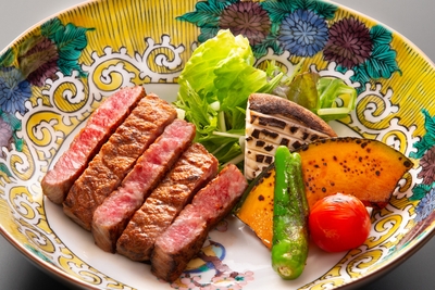 OUAEaROl75cmjslTH0jO.jpg?w=940&h=940