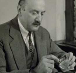 ブランド創始者「ラザール・キャプラン」生誕142周年 １世紀を超えて受け継がれる至高の輝き