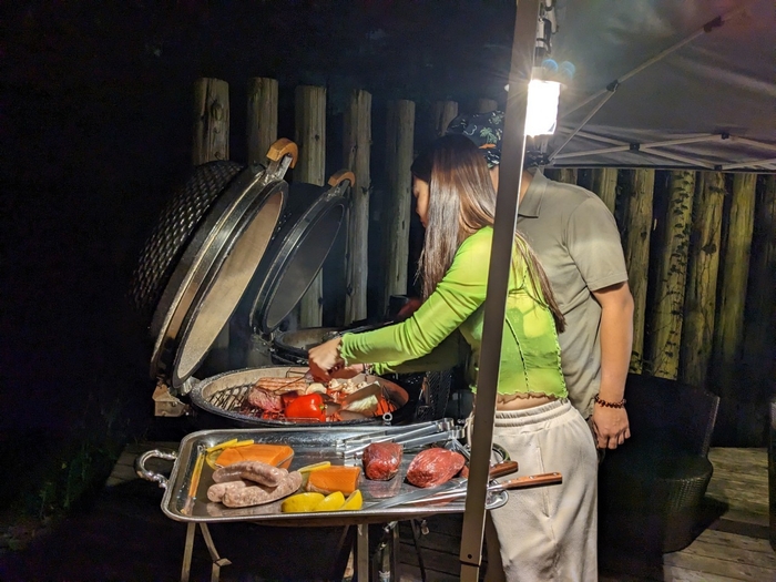 (グランピングヴィラハンズ・野外BBQ)