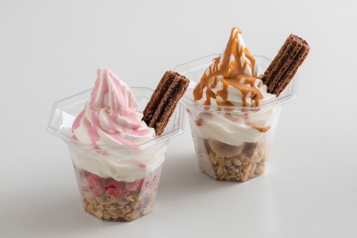 「チュロサンデー(イチゴ/キャラメルバナナ)」