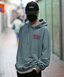 OjmTphrU5LgmQMwImR44.jpg?w=940&h=940