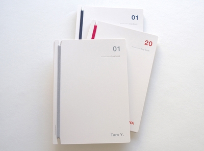 Log book名入れカスタマイズ　表紙「白」のサンプル