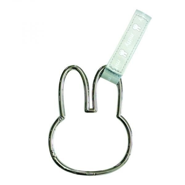 ミッフィーのカー用品