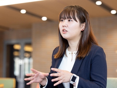 OqwDrn6SjwcTnrrYGHJx.jpg?w=940&h=940