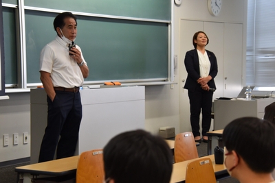 学位指導を受けた梅田教授と