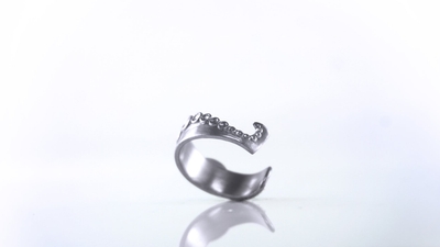 P1k2iAHVGLAERVkks5zy.jpg?w=940&h=940