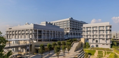 近畿大学医学部・病院開設50周年記念　「おおさかメディカルキャンパス」オープニング記念式典を開催