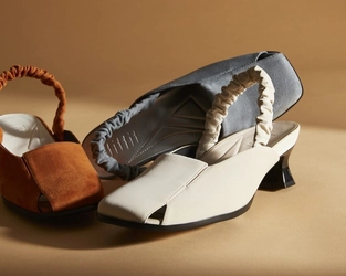 ヒールがあることを忘れる靴 『ヒールカップシャーリングストラップシューズ』を7月下旬に発売