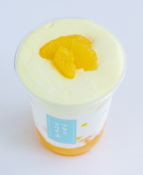 飲めるチーズケーキ 甘夏オレンジ 600円(税込)