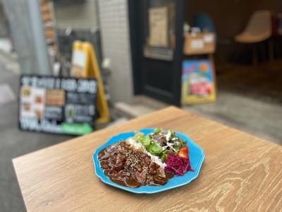 P8w8MYko35Bfz5uHoBTO.jpg?w=940&h=940