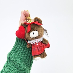 PBcuxfS6RgBcLY5LhTis.jpg?w=940&h=940