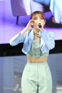 PBglfCx8rM2pYB626dEI.jpg?w=940&h=940