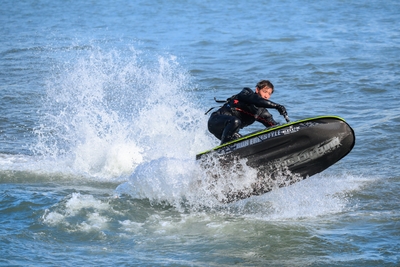 PCzlLy8dm6nZzsMG3sKI.jpg?w=940&h=940