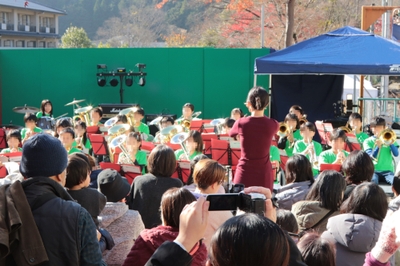 PEbaAuZou6wUS5DD8Ons.JPG?w=940&h=940