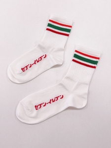 セブン-イレブンソックス （23～25cm、25～27cm）各　1,540円（税込）