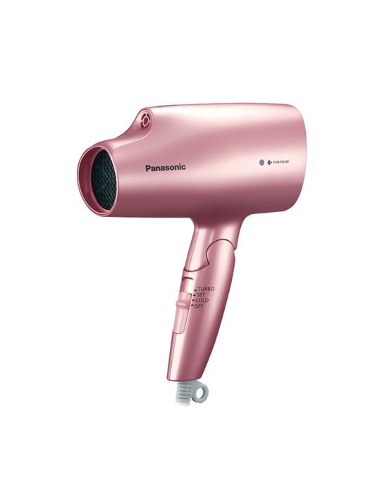 パナソニック ヘアードライヤー ナノケア なら電圧切替スイッチで海外電圧にも対応!