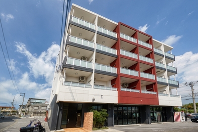 PLcNdOah8fDS8x5MhqFb.jpeg?w=940&h=940