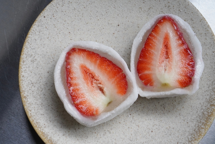 ＜いちご大福と茶菓の店 あか＞いちご大福 赤い妖精