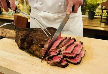 【お盆期間限定】薪窯ビーフステーキからチョコファウンテンまで多彩な料理が勢ぞろい！西明石のイタリアンが8/13～8/17特別ランチビュッフェ提供