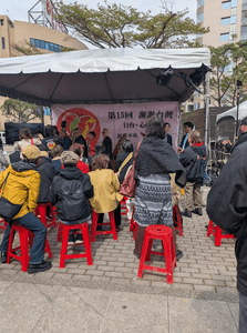 じっと聞き入る地元の方々