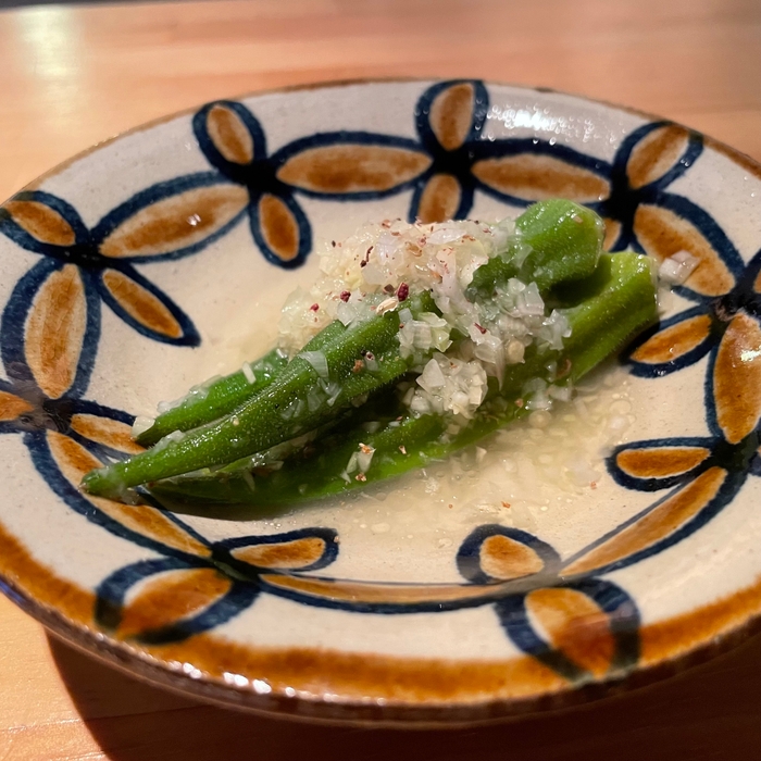 オクラとネギの塩花椒漬け