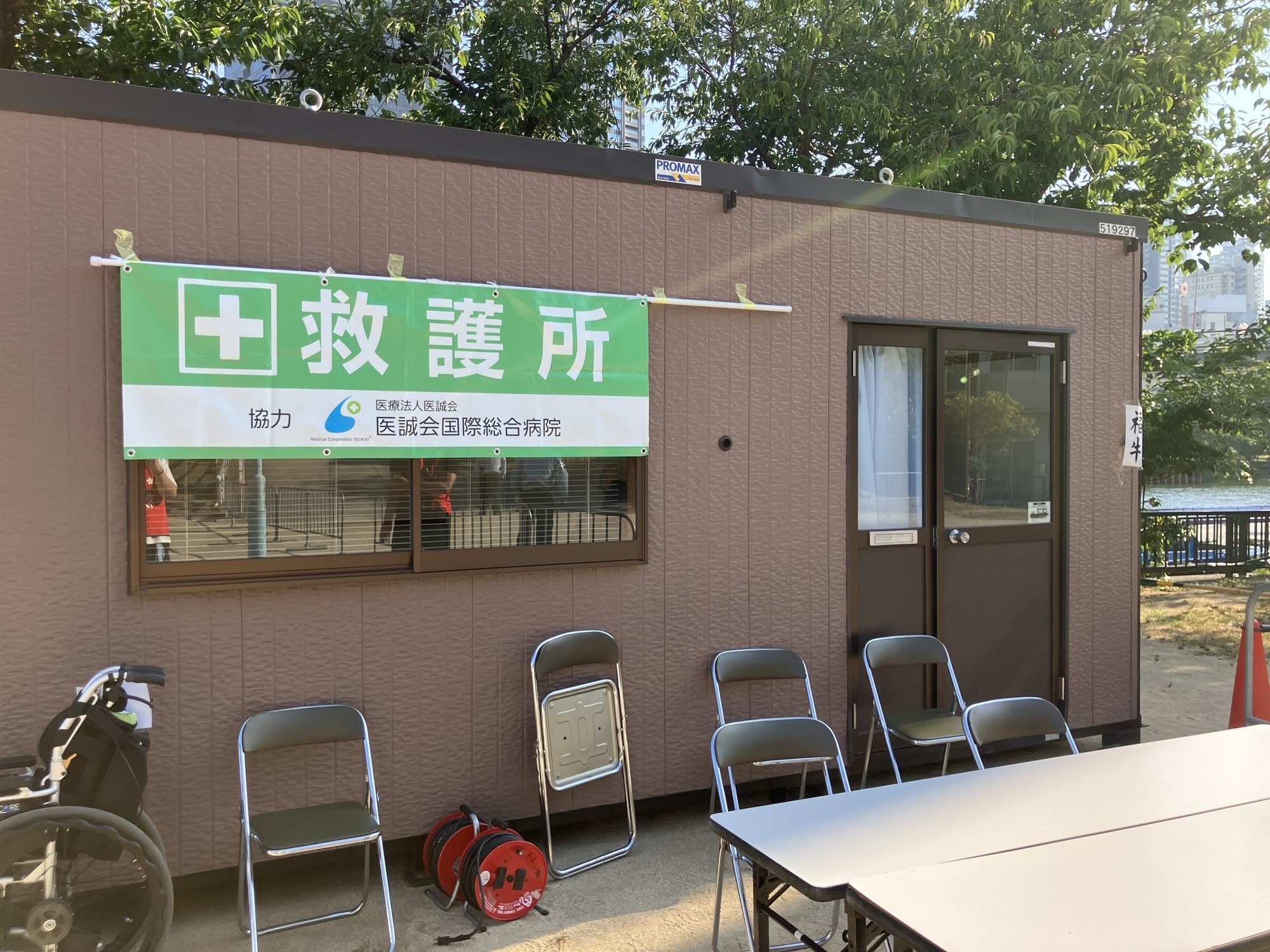 大阪の夏祭りを医療で支える天神祭の救護活動