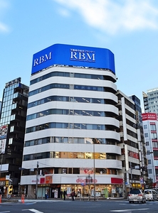 PbvO6GyJQ5HIBiGhUoVB.jpg?w=940&h=940